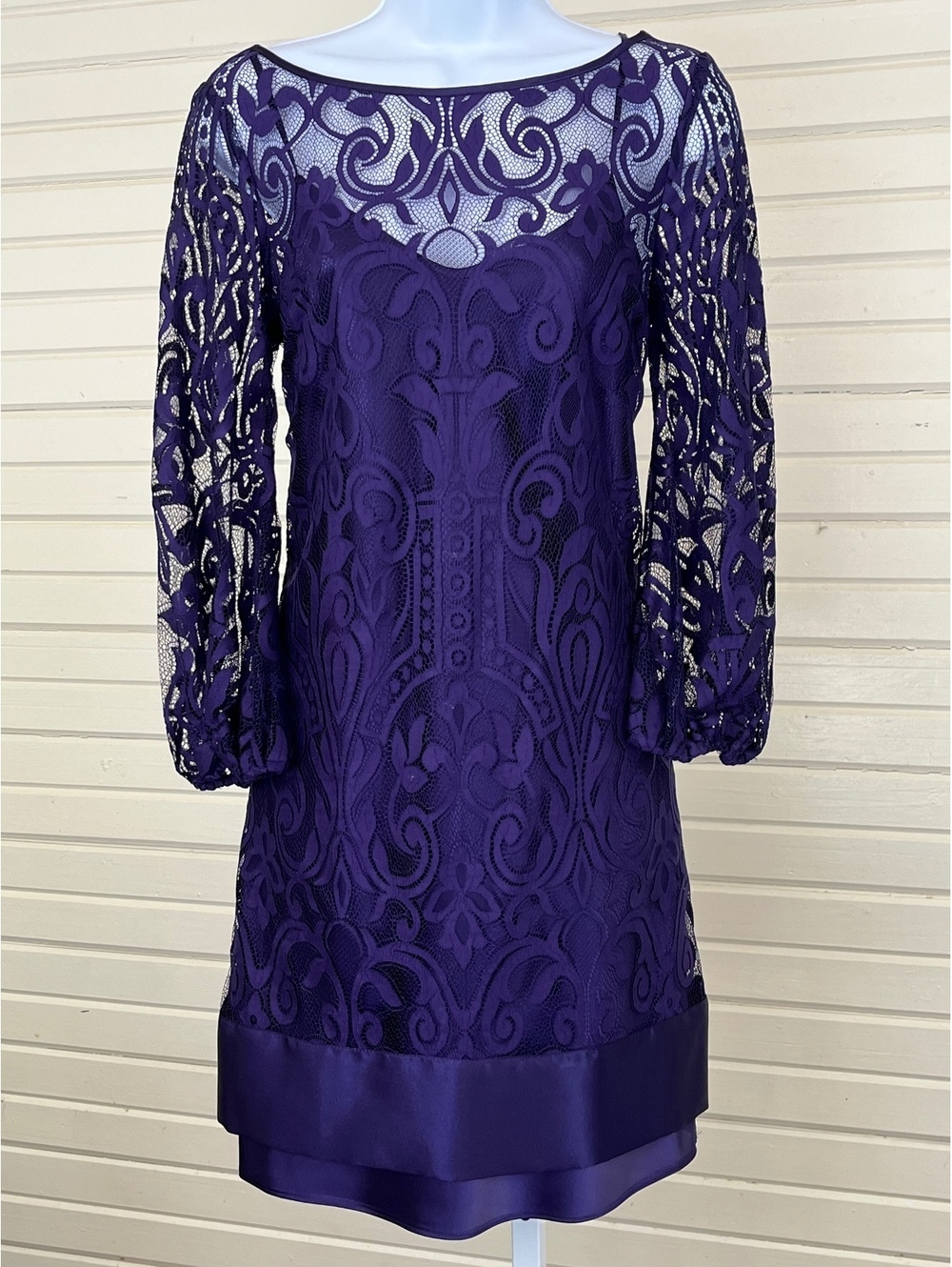 Laundry by Shelli Segal Purple Lace Overlay Dress Sheer Long Sleeve Size 4